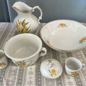 Vintage Floral Ceramic Dish Set